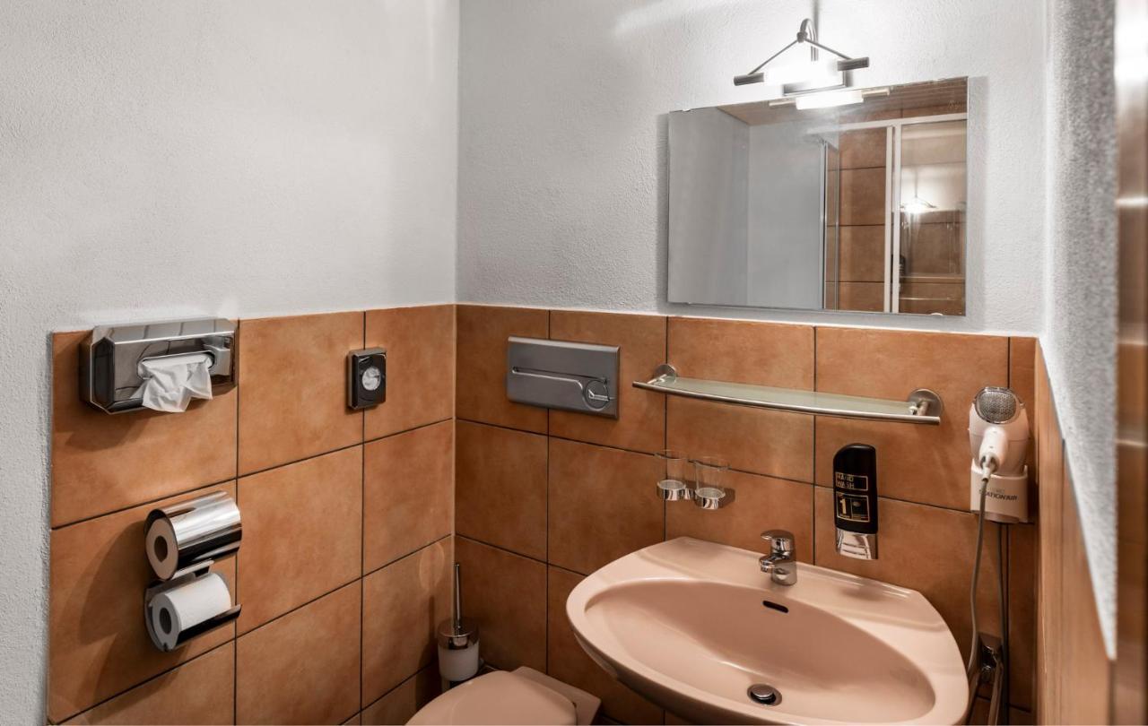 Hotel Sonnenstube Хагнау Екстериор снимка
